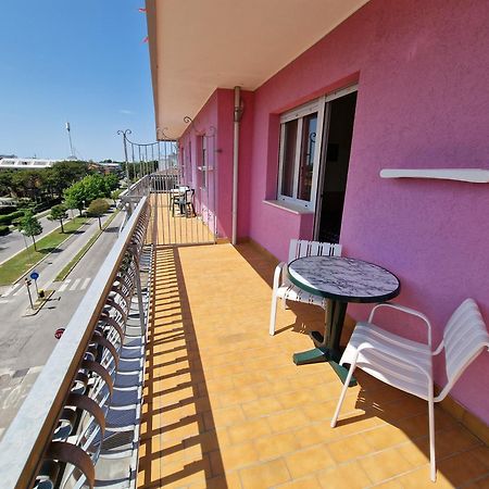 Hotel Di Giovanni Бибионе Стая снимка