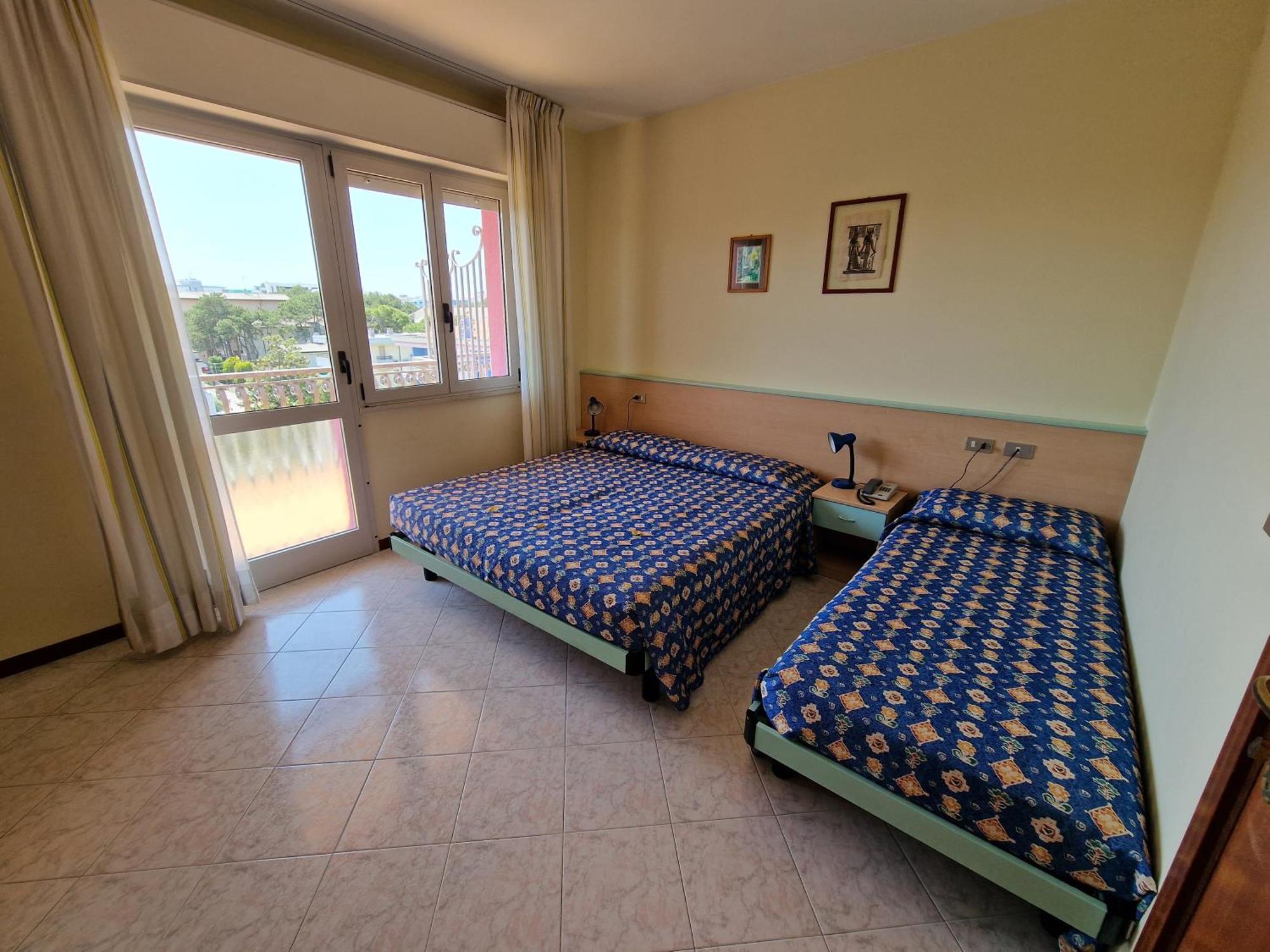 Hotel Di Giovanni Бибионе Стая снимка