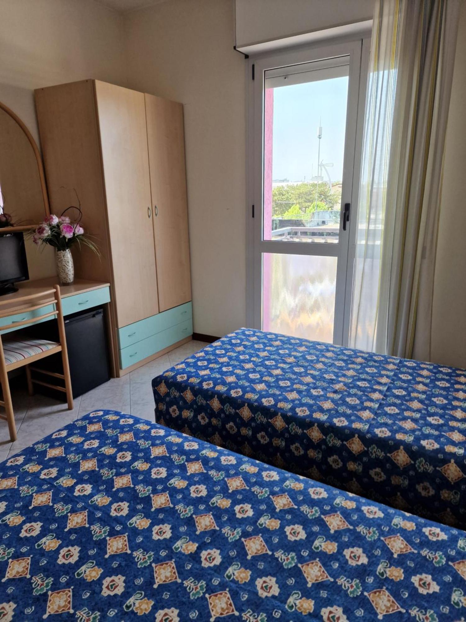 Hotel Di Giovanni Бибионе Стая снимка